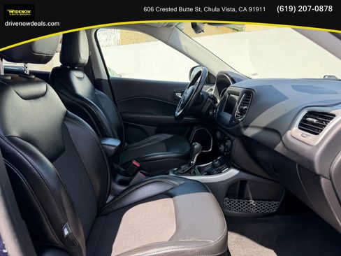 Used 2020 Jeep Compass Latitude w/ Cold Weather Group AWD/4WD image 13