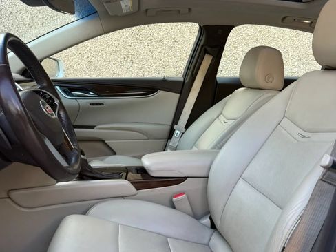 Used 2015 Cadillac XTS Luxury w/ Driver Awareness Package FWD image 8
