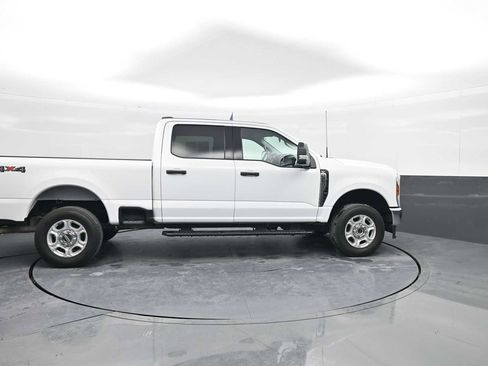 Used 2025 Ford F250 XLT image 9