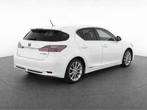 Used 2013 Lexus CT 200h w/ Premium Pkg w/Navigation FWD image 6