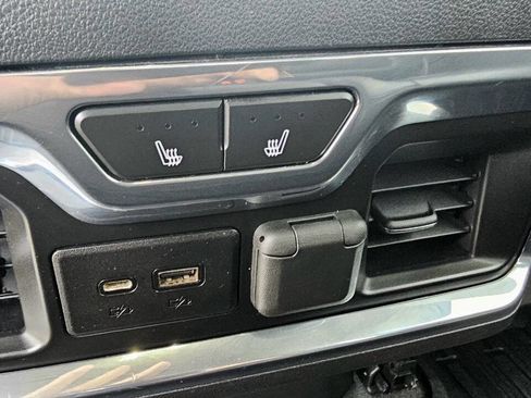 Used 2019 GMC Sierra 1500 AT4 w/ Off Road Performance Package image 21