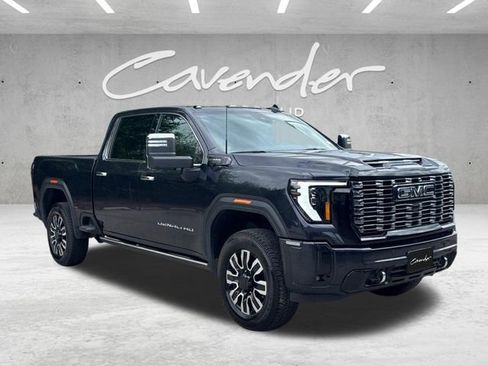 Used 2025 GMC Sierra 2500 Denali Ultimate AWD/4WD image 2