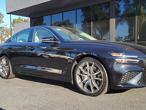 Used 2026 Genesis G70 2.5T Prestige image 5