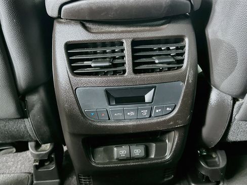 Used 2019 Acura MDX FWD image 26