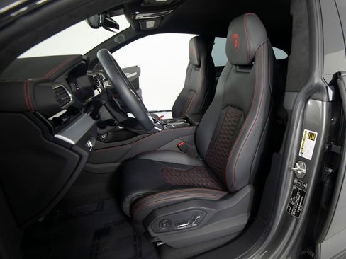Used 2024 Lamborghini Urus S AWD/4WD image 36