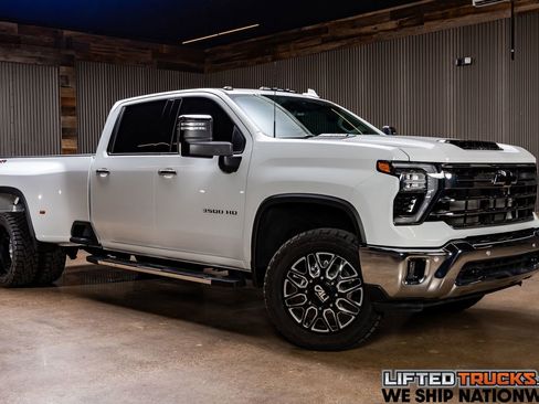 Used 2025 Chevrolet Silverado 3500 LTZ w/ LTZ Plus Package image 1