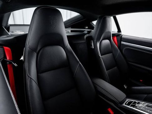 Used 2025 Porsche 718 Cayman GTS RWD image 33