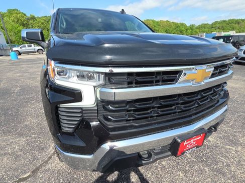 Used 2022 Chevrolet Silverado 1500 LT AWD/4WD image 13