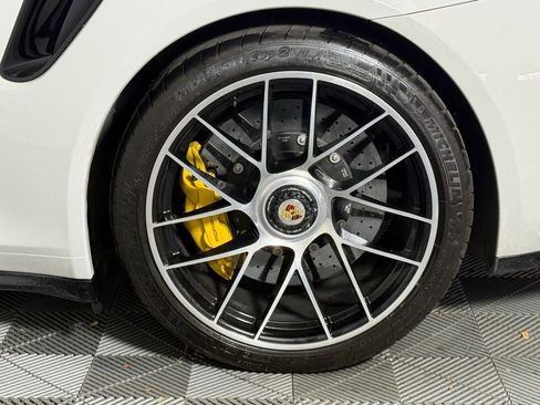 Certified 2019 Porsche 911 Turbo image 12