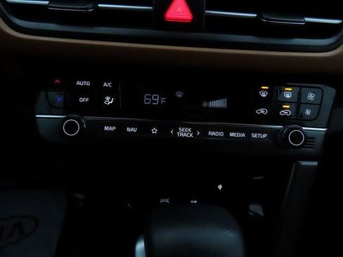 Used 2024 Kia Seltos EX image 24