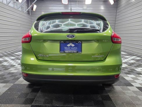 Used 2018 Ford Focus Titanium FWD image 5