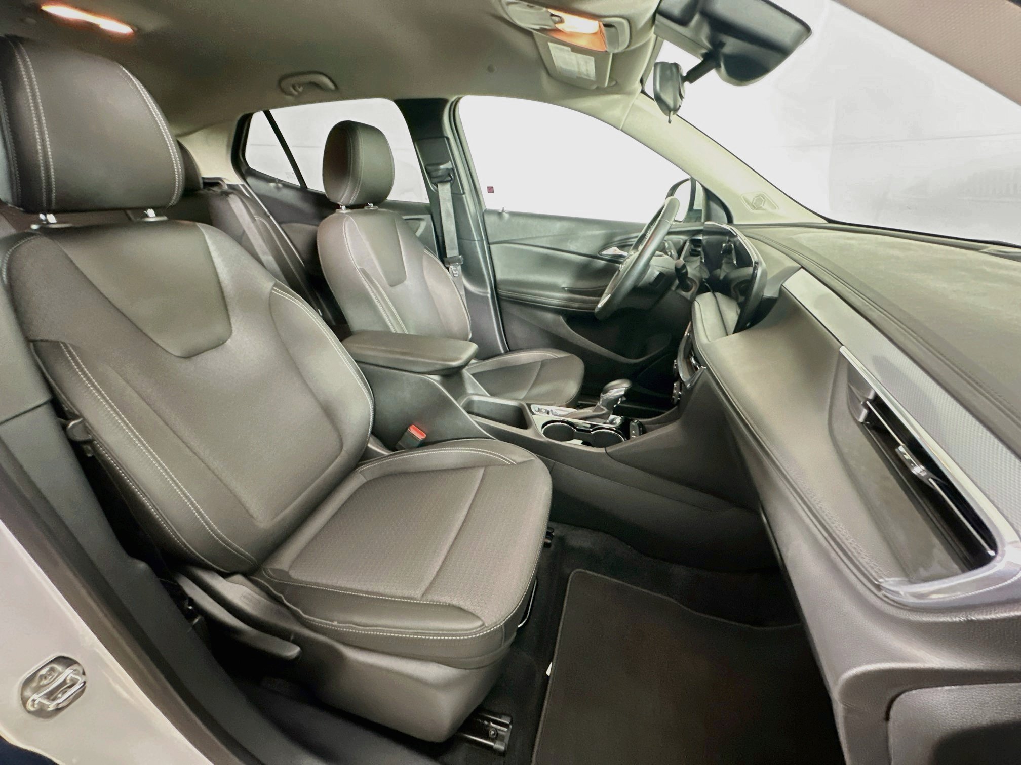 Used 2026 Buick Encore GX Preferred FWD image 29