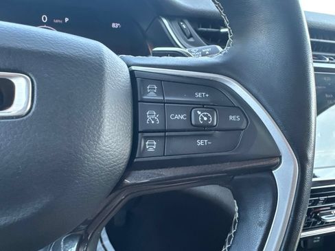 Used 2021 Jeep Grand Cherokee L Laredo w/ Luxury Tech Group I AWD/4WD image 22