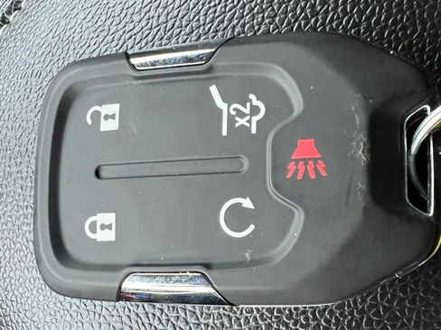 Used 2023 GMC Acadia SLE w/ Driver Convenience Package image 45