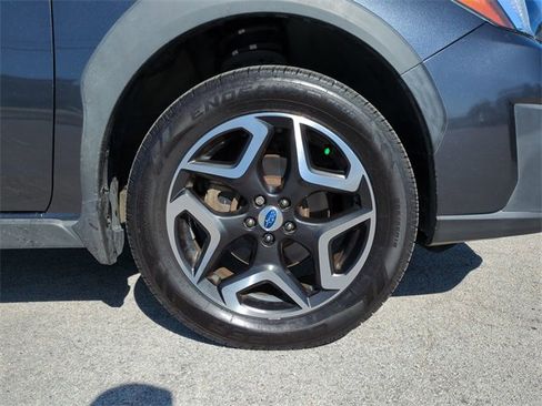 Used 2018 Subaru Crosstrek 2.0i Limited image 11