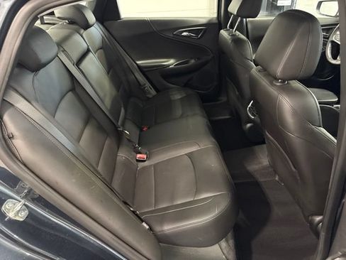 Used 2020 Chevrolet Malibu LT w/ Leather Package FWD image 35