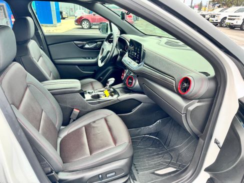 Used 2025 Chevrolet Blazer RS w/ Driver Confidence II Package image 18