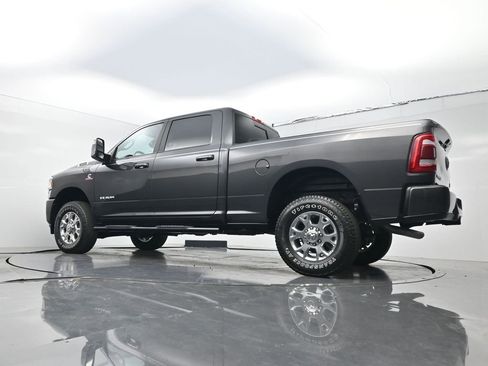 Used 2024 RAM 2500 Laramie AWD/4WD image 29