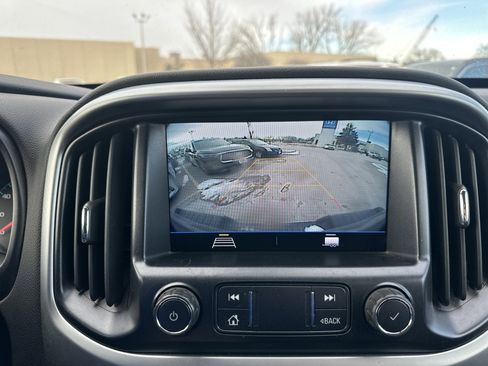 Used 2021 Chevrolet Colorado LT w/ Redline Special Edition image 26