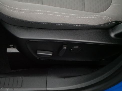 Used 2020 Ford Escape SE Sport image 20