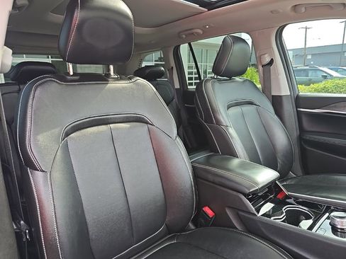 Used 2022 Jeep Grand Cherokee Limited 4xe AWD/4WD image 29