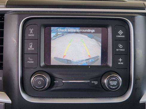 Used 2021 RAM 1500 Classic SLT RWD image 14