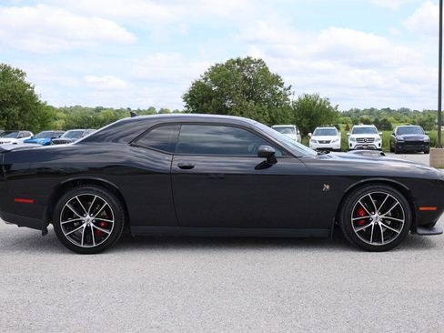 Used 2018 Dodge Challenger R/T Scat Pack RWD image 7