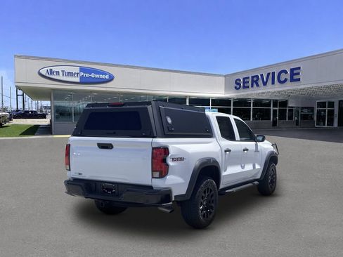 Used 2026 Chevrolet Colorado Trail Boss AWD/4WD image 8