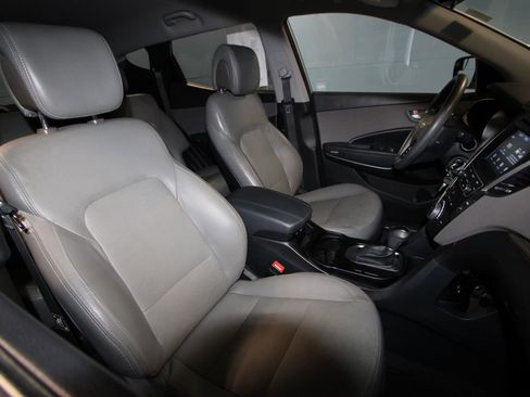 Used 2017 Hyundai Santa Fe Sport image 19