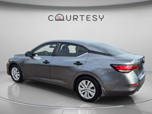 Certified 2024 Nissan Sentra S FWD image 5