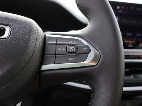 New 2026 Jeep Compass Latitude AWD/4WD image 27