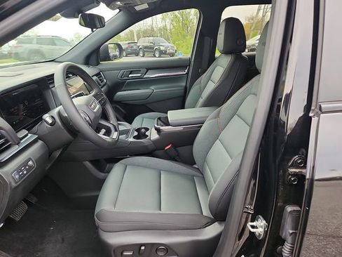 New 2026 GMC Terrain AT4 AWD/4WD image 9