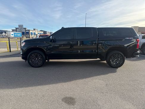 Used 2025 Chevrolet Silverado 1500 RST w/ Convenience Package II image 2