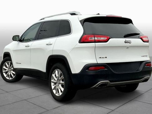 Used 2017 Jeep Cherokee Limited image 11