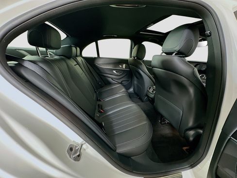 Used 2023 Mercedes-Benz E 350 Sedan image 34