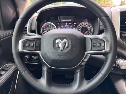 Used 2022 RAM 1500 Laramie AWD/4WD image 16