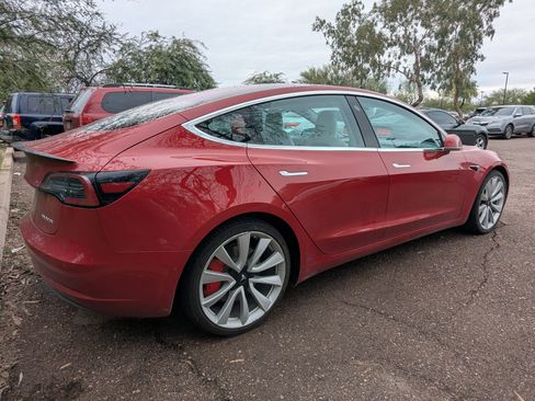 Used 2018 Tesla Model 3 Long Range image 3