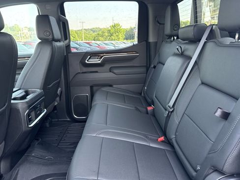 New 2026 GMC Sierra 1500 Elevation w/ Elevation Premium Package AWD/4WD image 6