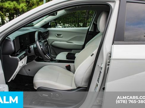 Used 2024 Hyundai Kona SEL FWD image 16