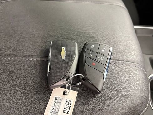 Used 2024 Chevrolet Silverado 1500 LT image 44