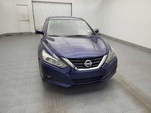 Used 2018 Nissan Altima 2.5 SR w/ SR Special Edition image 14