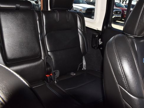 Used 2023 Jeep Wrangler Unlimited Rubicon 4xe w/ Steel Bumper Group image 22