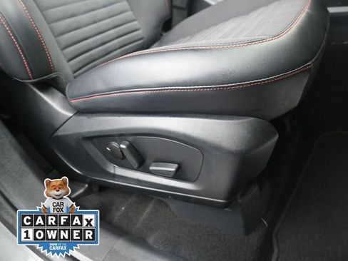 Used 2025 Ford Explorer ST-Line image 18