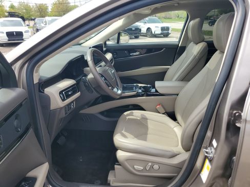 Certified 2021 Lincoln Nautilus Reserve AWD/4WD image 12
