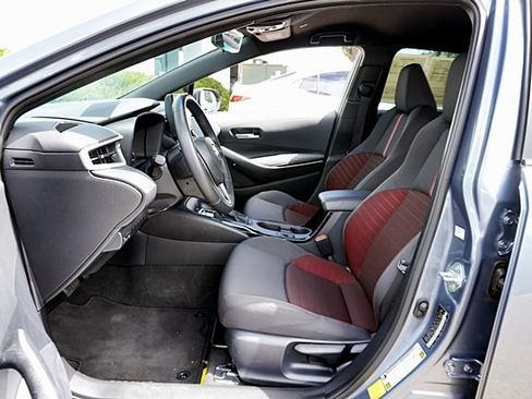 Used 2024 Toyota Corolla SE FWD image 15