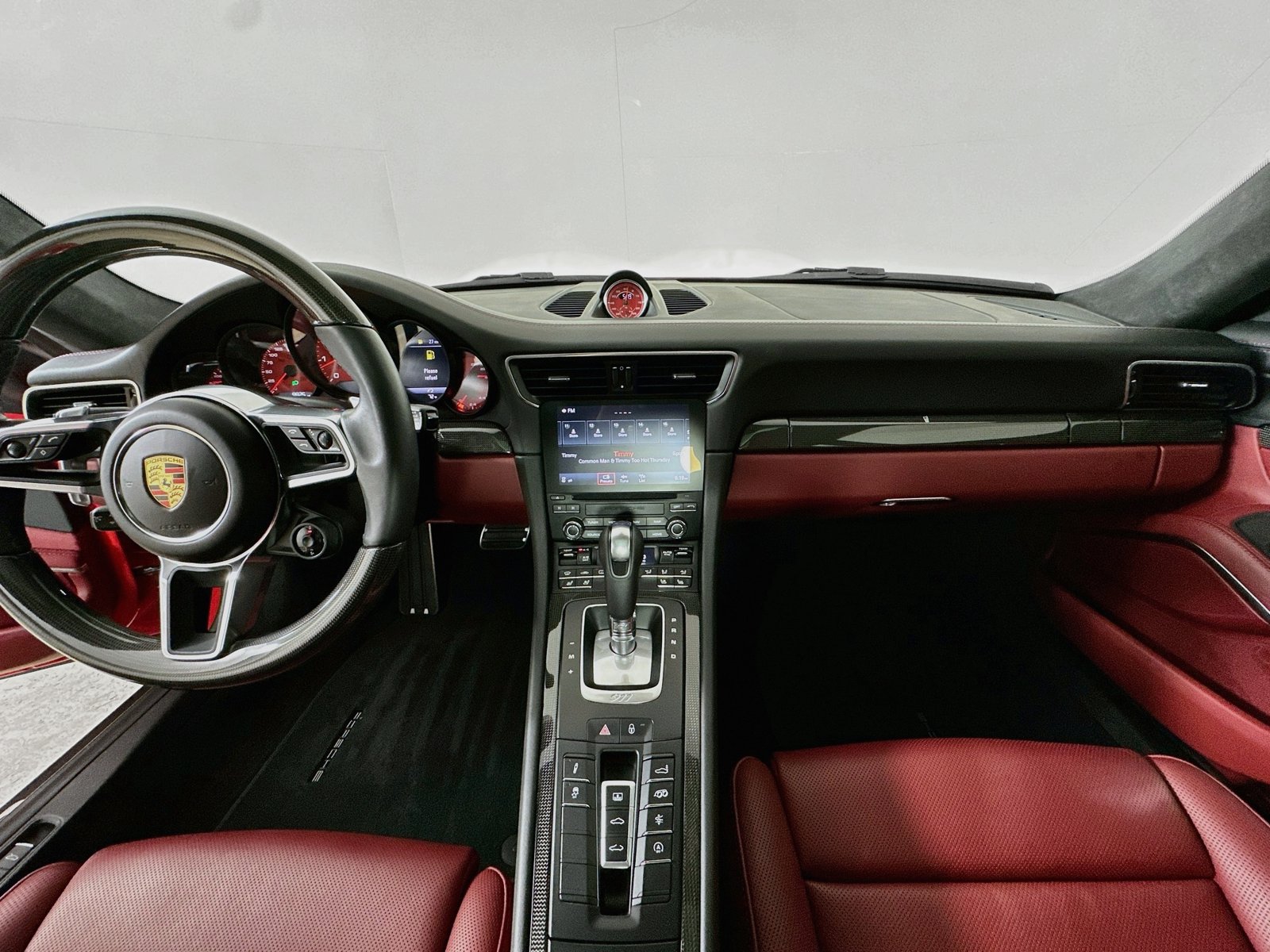 Certified 2017 Porsche 911 Carrera GTS RWD image 36
