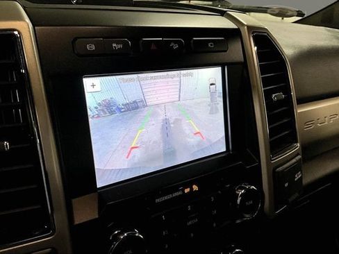 Used 2019 Ford F250 Lariat w/ Lariat Ultimate Package AWD/4WD image 24