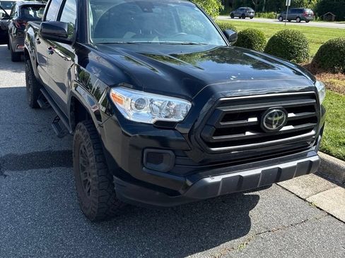 Used 2022 Toyota Tacoma SR AWD/4WD image 8