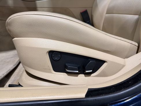 Used 2013 BMW 528i xDrive 528i xDrive image 23