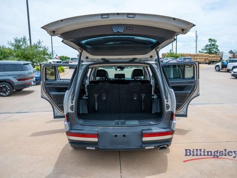 Certified 2024 Hyundai Santa Fe Limited FWD image 17